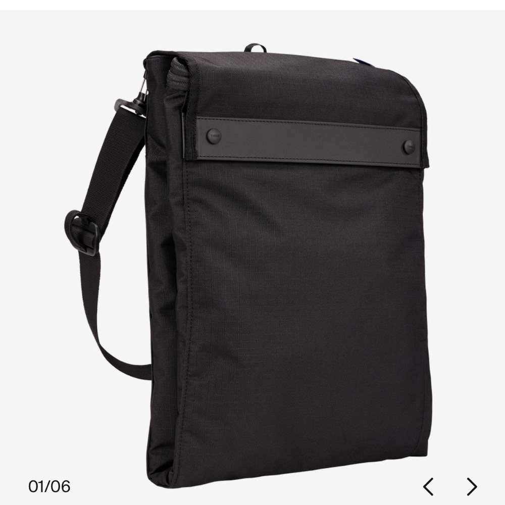 Thule Black Stroller travel bag